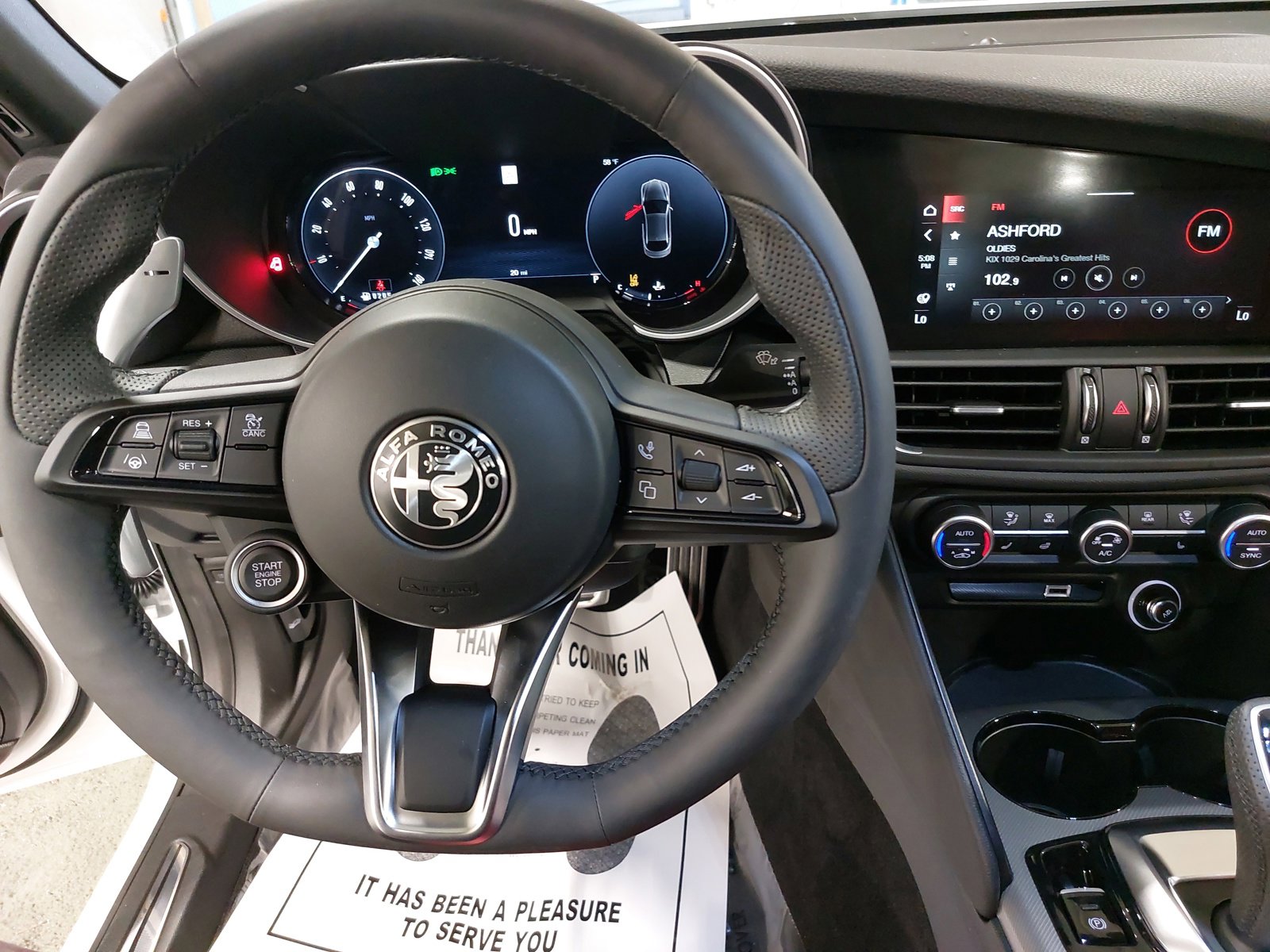 New 2025 Alfa Romeo Giulia AWD w/ Veloce Package AWD image 18