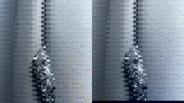 Used 2015 Volkswagen Golf S image 33