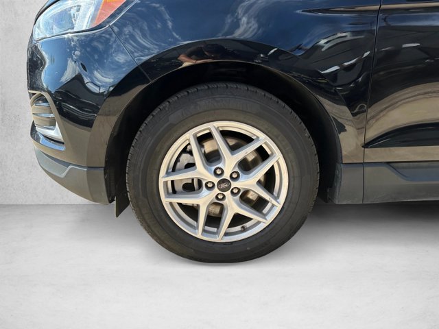 Used 2024 Ford Edge SEL AWD/4WD image 28