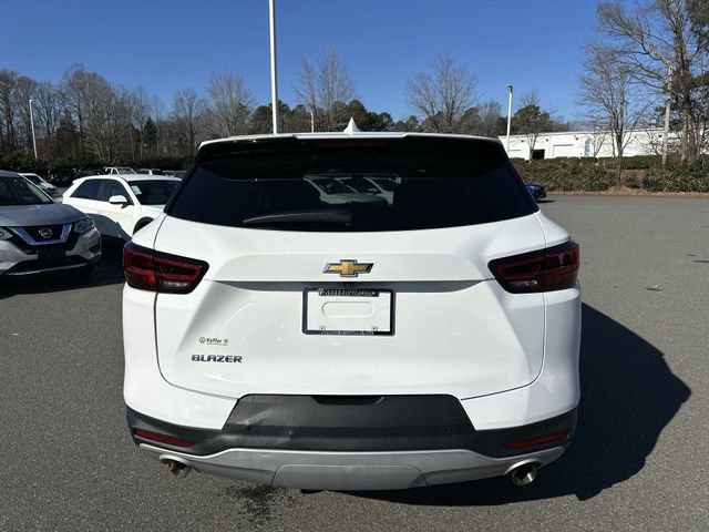 Used 2023 Chevrolet Blazer LT w/ Driver Confidence Package image 4