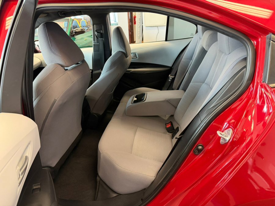 Used 2021 Toyota Corolla SE FWD image 17