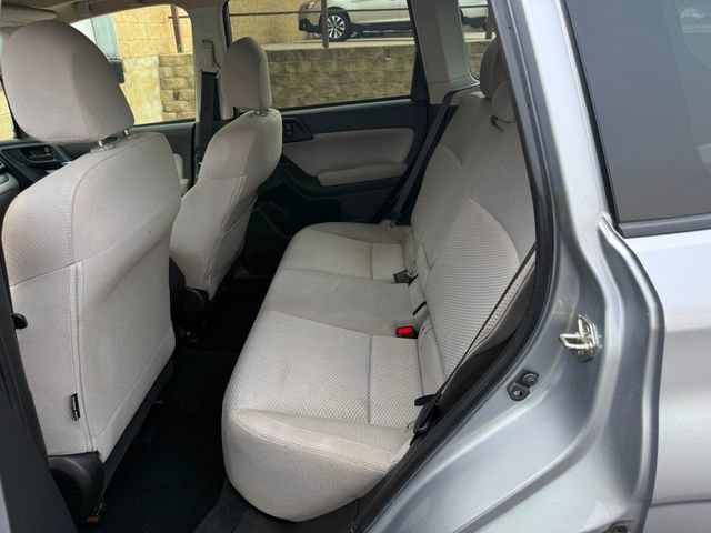 Used 2017 Subaru Forester 2.5i Premium w/ All-Weather Package AWD/4WD image 7