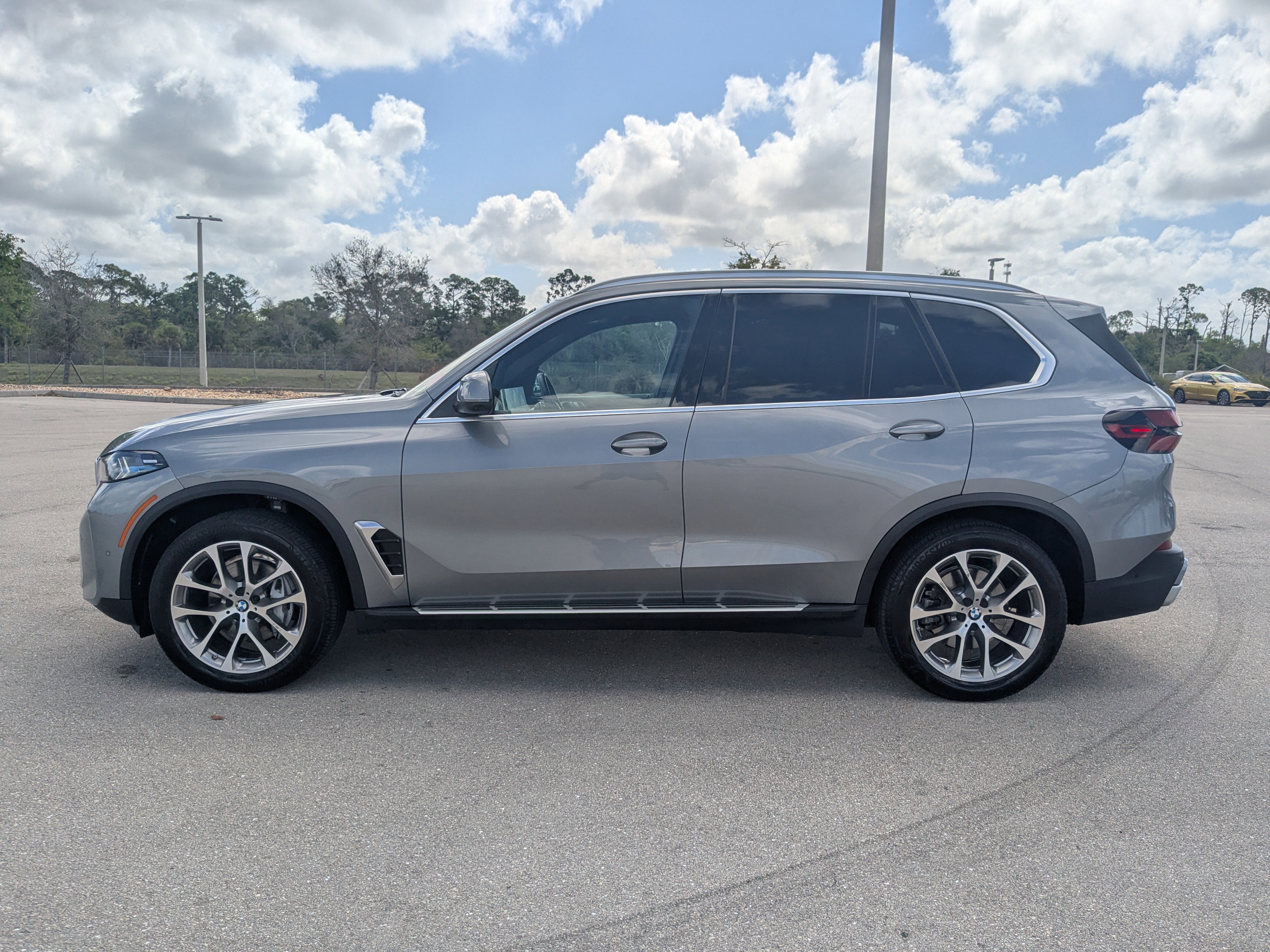 Used 2025 BMW X5 xDrive40i image 8