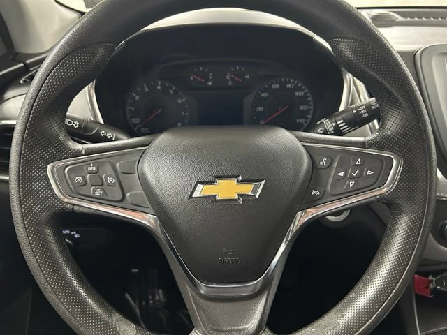 Used 2019 Chevrolet Equinox LS FWD image 18