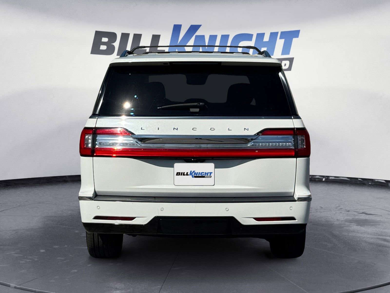 Used 2021 Lincoln Navigator L Reserve w/ Luxury Package image 4