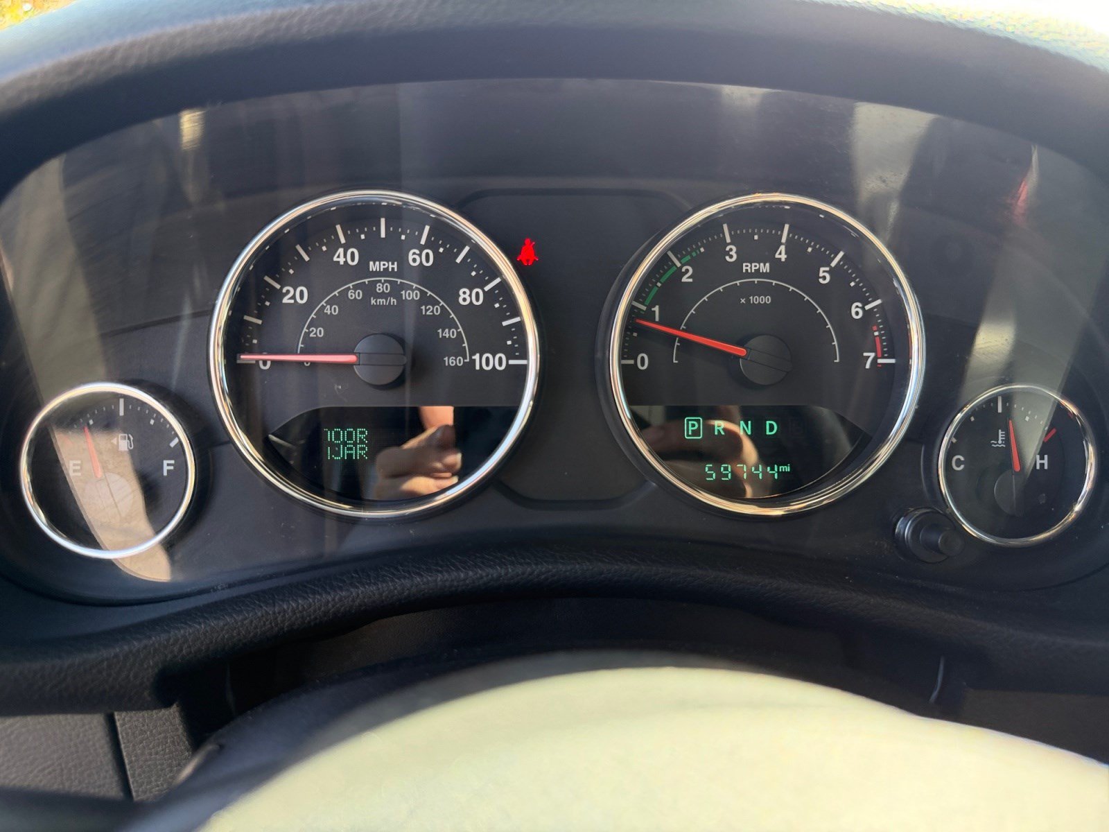 Used 2018 Jeep Wrangler Unlimited Sahara w/ Connectivity Group AWD/4WD image 10
