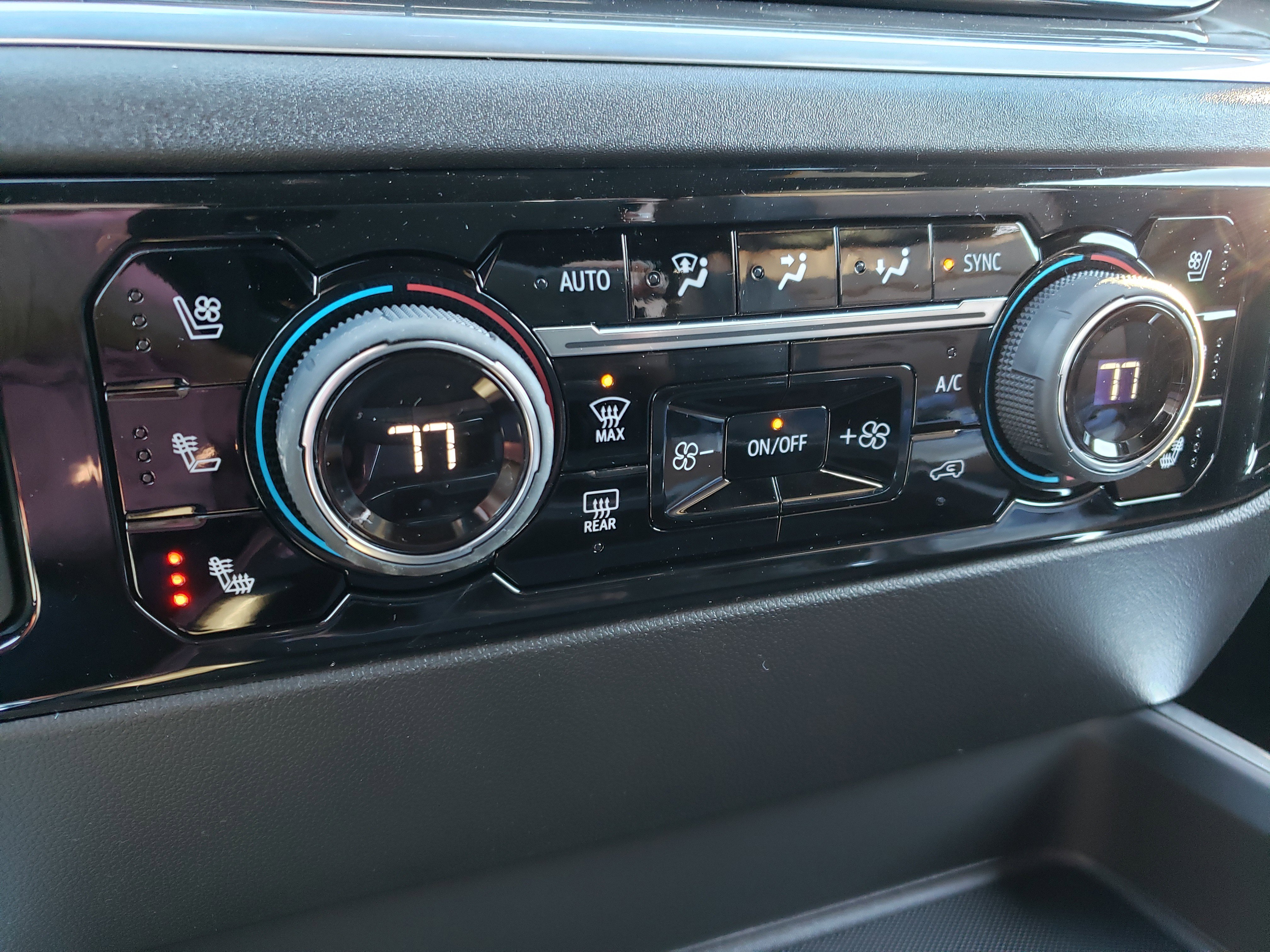 New 2026 Chevrolet Silverado 3500 High Country w/ High Country Premium Package image 23