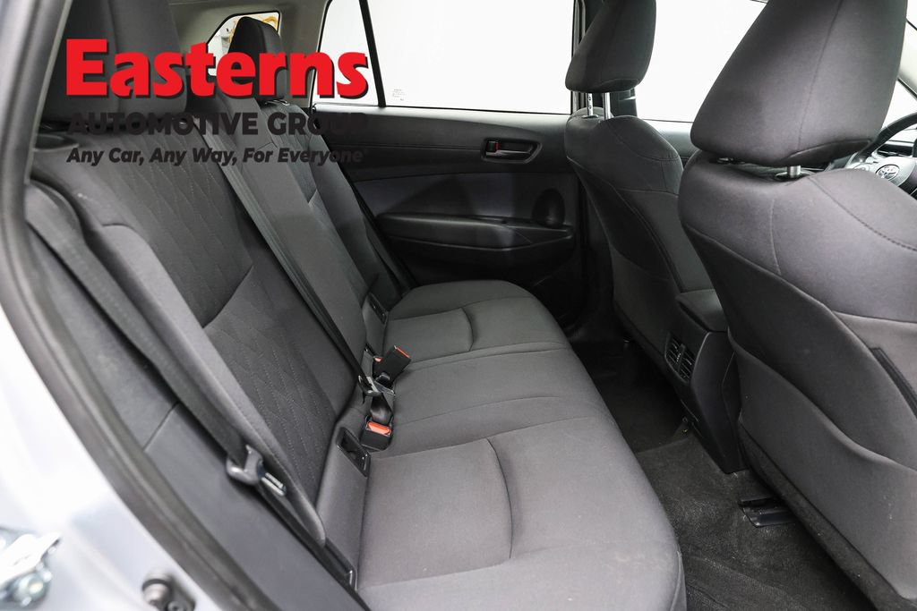Used 2025 Toyota Corolla Cross LE FWD image 22