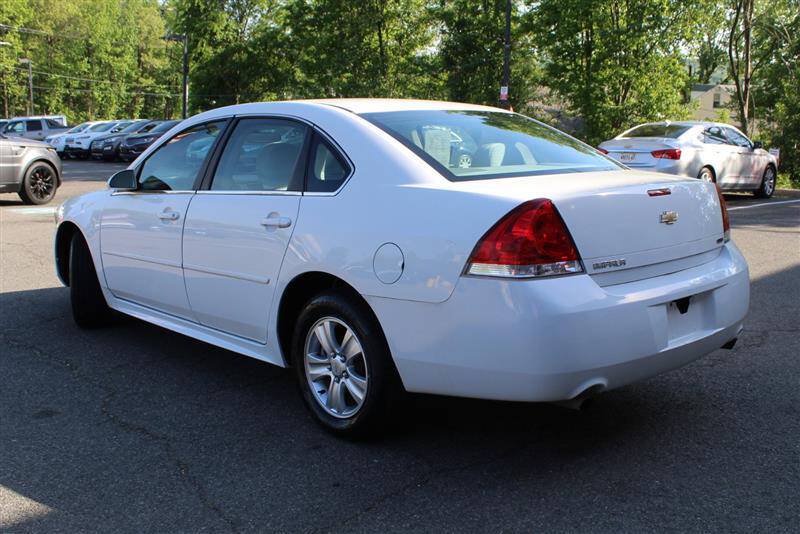 Used 2016 Chevrolet Impala Limited LS FWD image 3