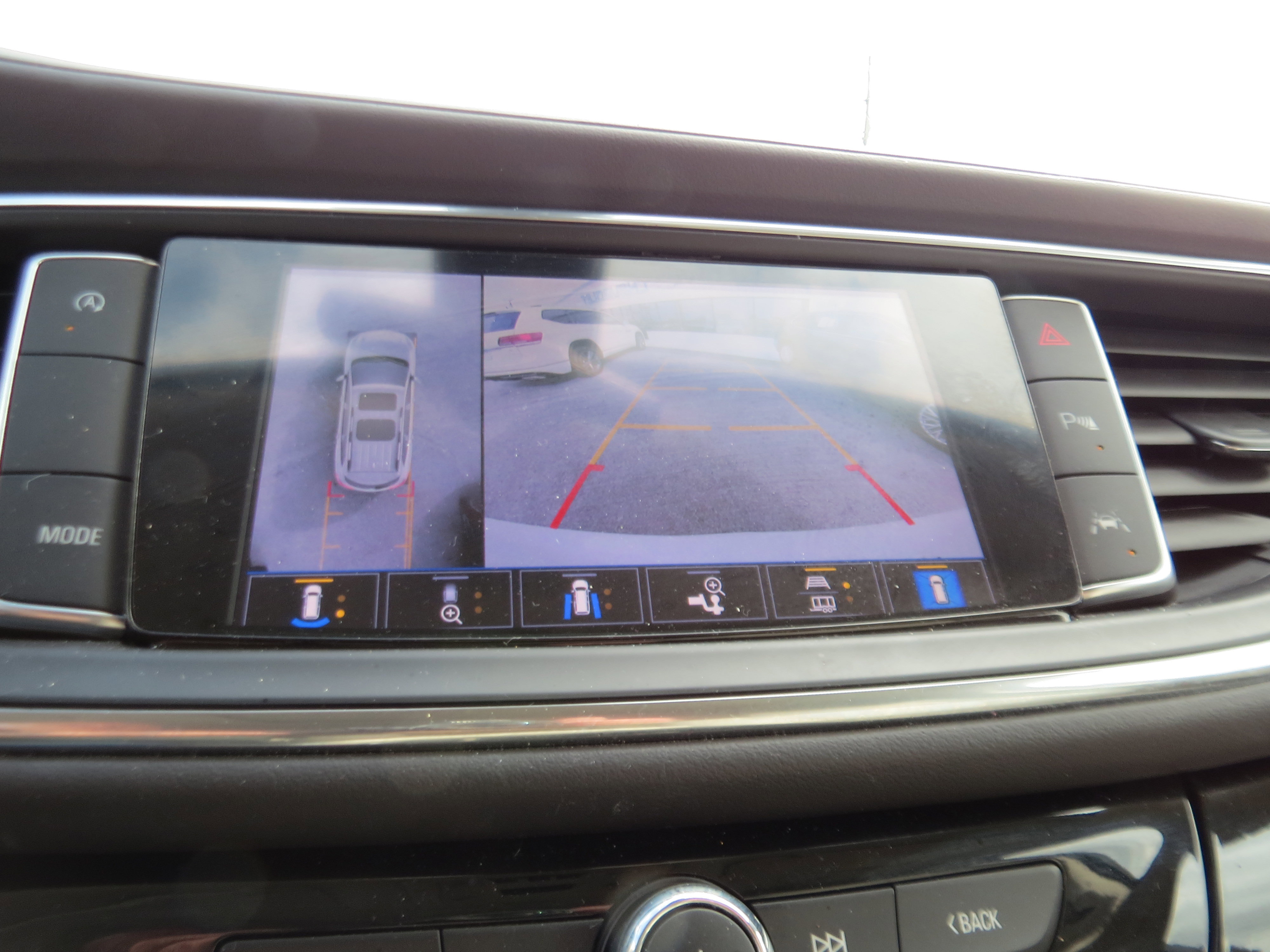 Used 2024 Buick Enclave Avenir w/ Trailering Package, 5000 lbs. image 26