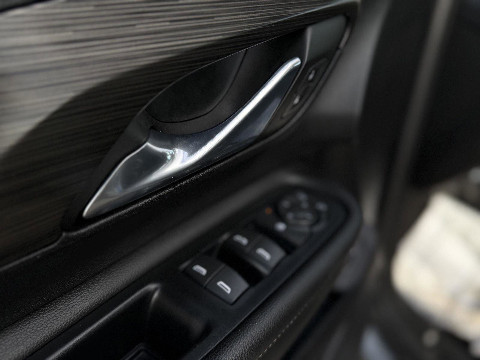 Certified 2023 GMC Terrain SLE w/ Driver Convenience Package image 14