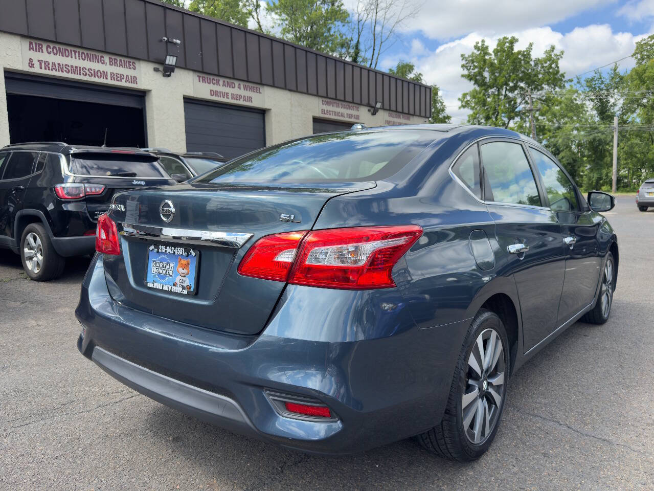 Used 2016 Nissan Sentra SL w/ Technology Package FWD image 6