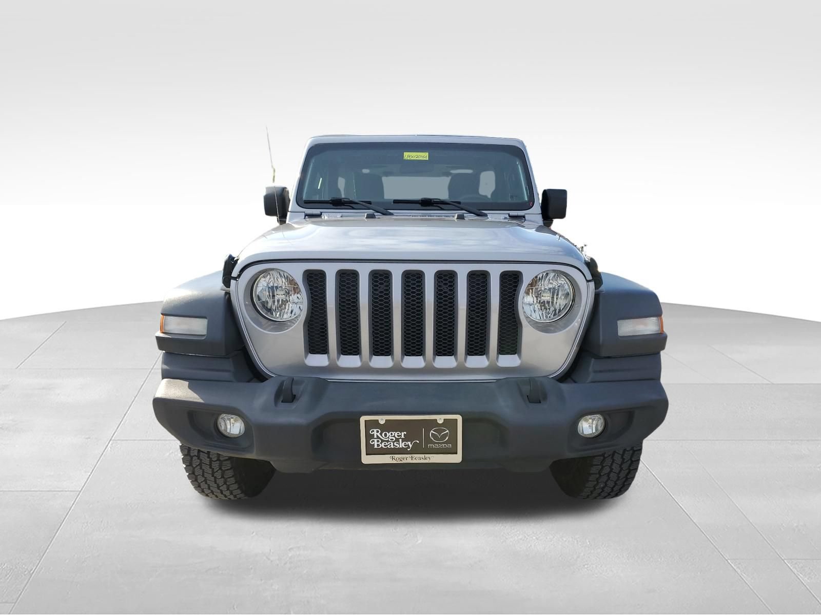 Used 2020 Jeep Wrangler Sport AWD/4WD image 2