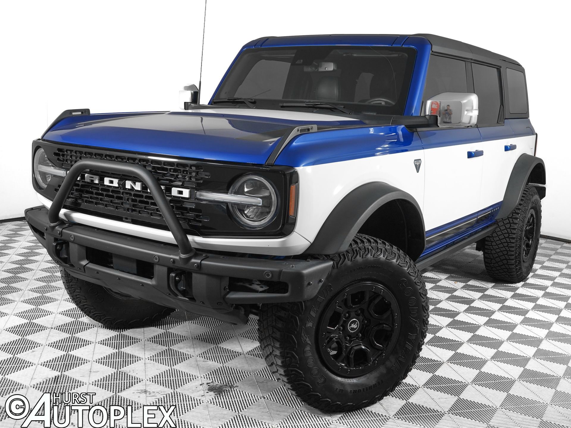 Used 2021 Ford Bronco First Edition AWD/4WD image 1