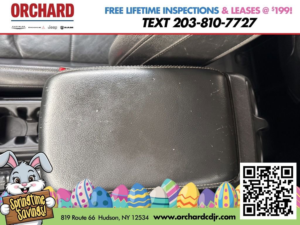 Used 2019 Jeep Wrangler Unlimited Sahara w/ Dual Top Group AWD/4WD image 39