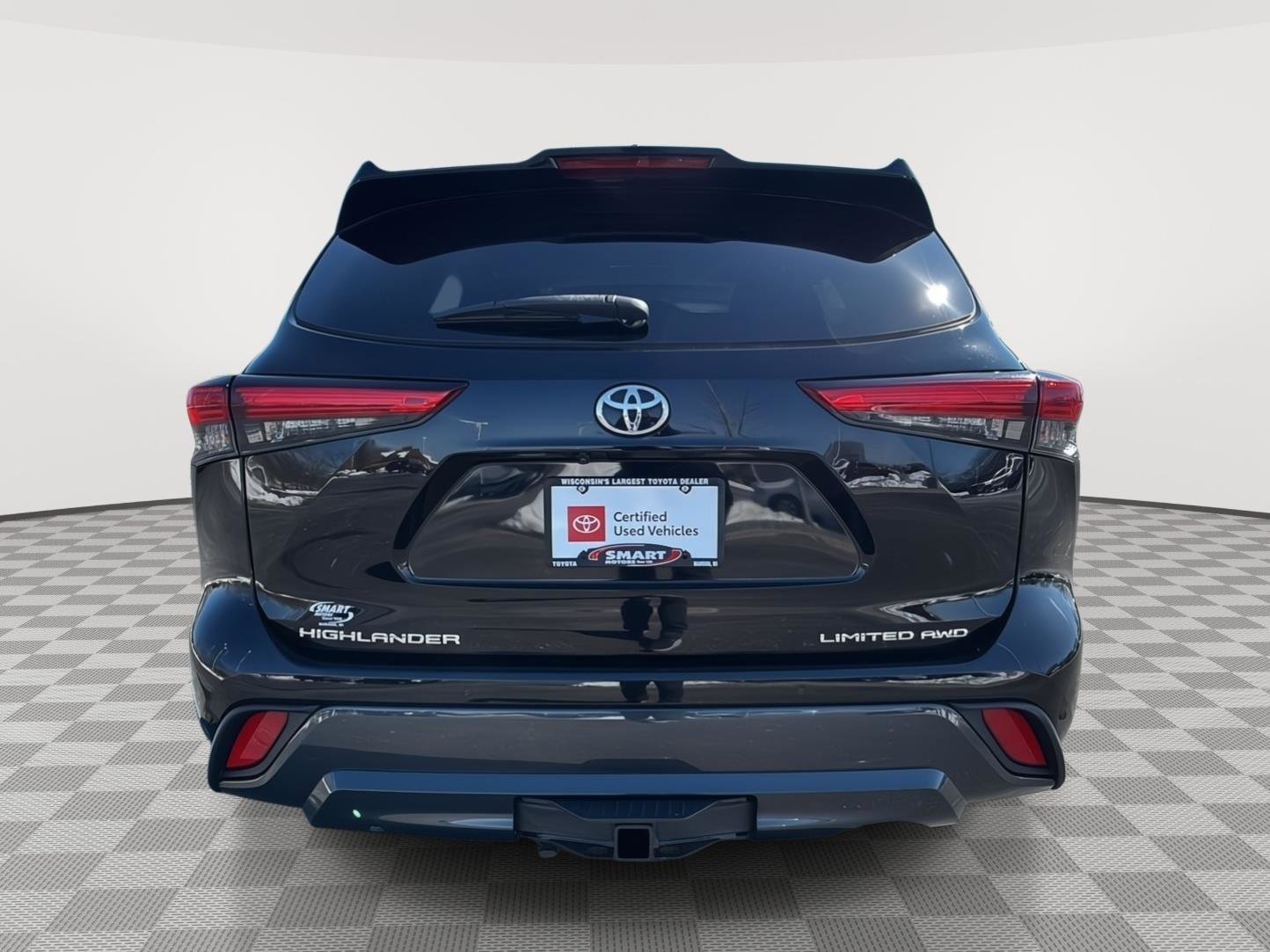 Used 2020 Toyota Highlander Limited image 25