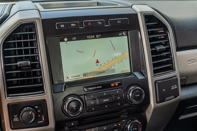 Used 2018 Ford F350 Lariat w/ Lariat Ultimate Package AWD/4WD image 27