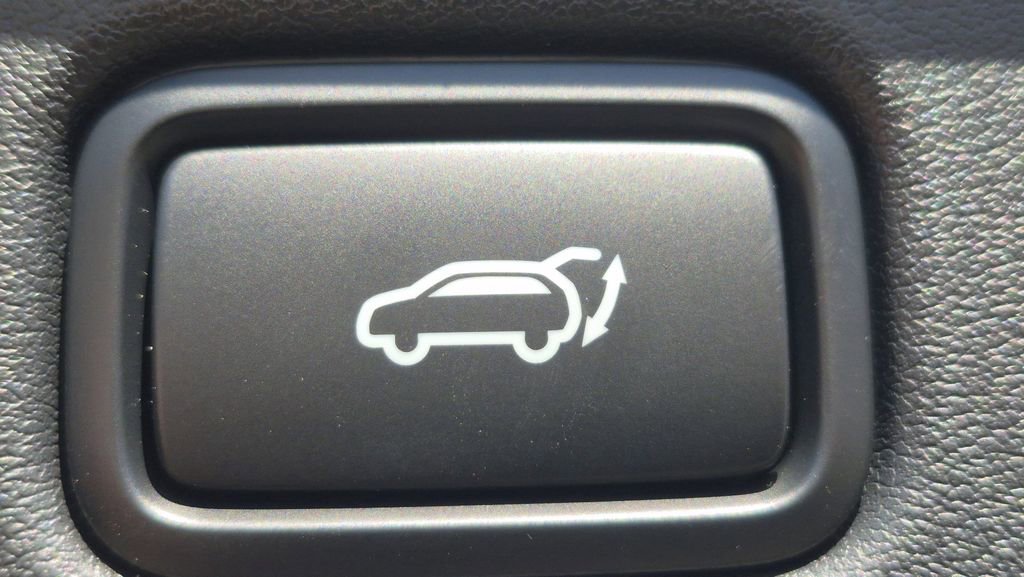 New 2025 Kia EV6 Wind image 15