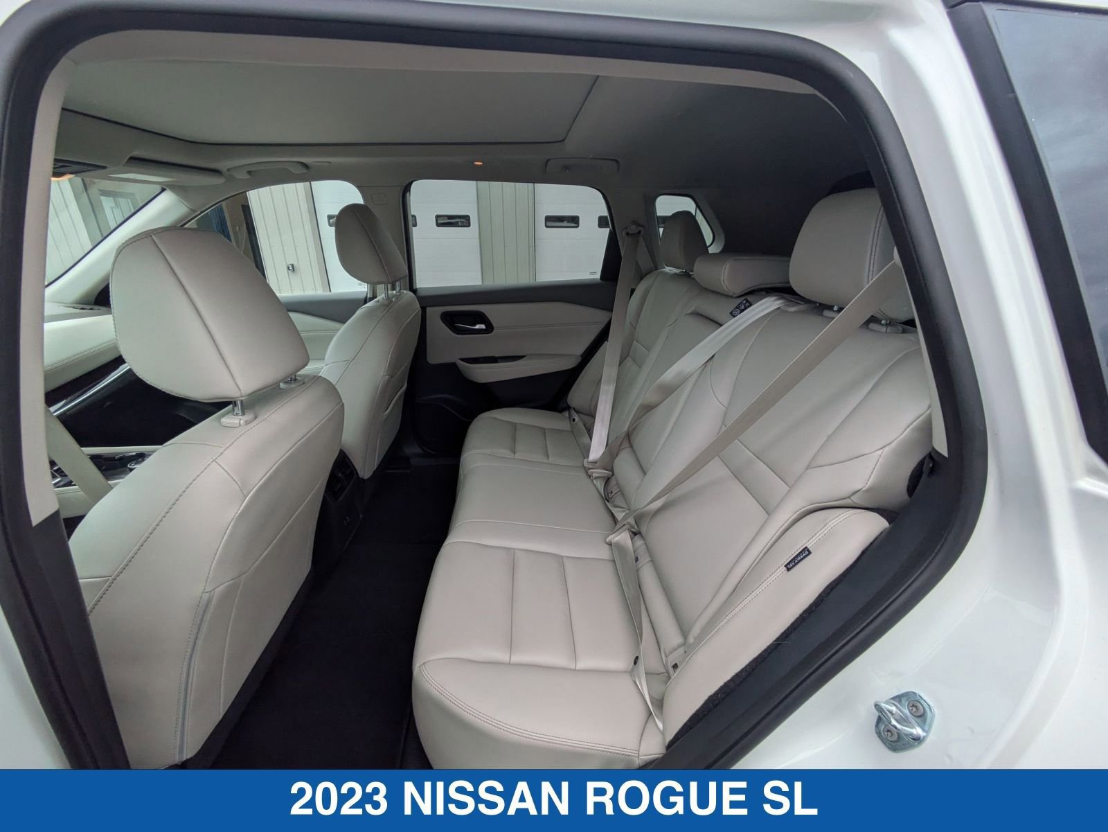Used 2023 Nissan Rogue SL AWD/4WD image 30