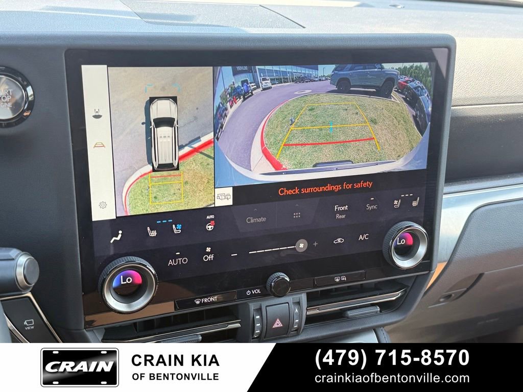 Used 2025 Lexus GX 550 w/ Accessory Package (2T) AWD/4WD image 14
