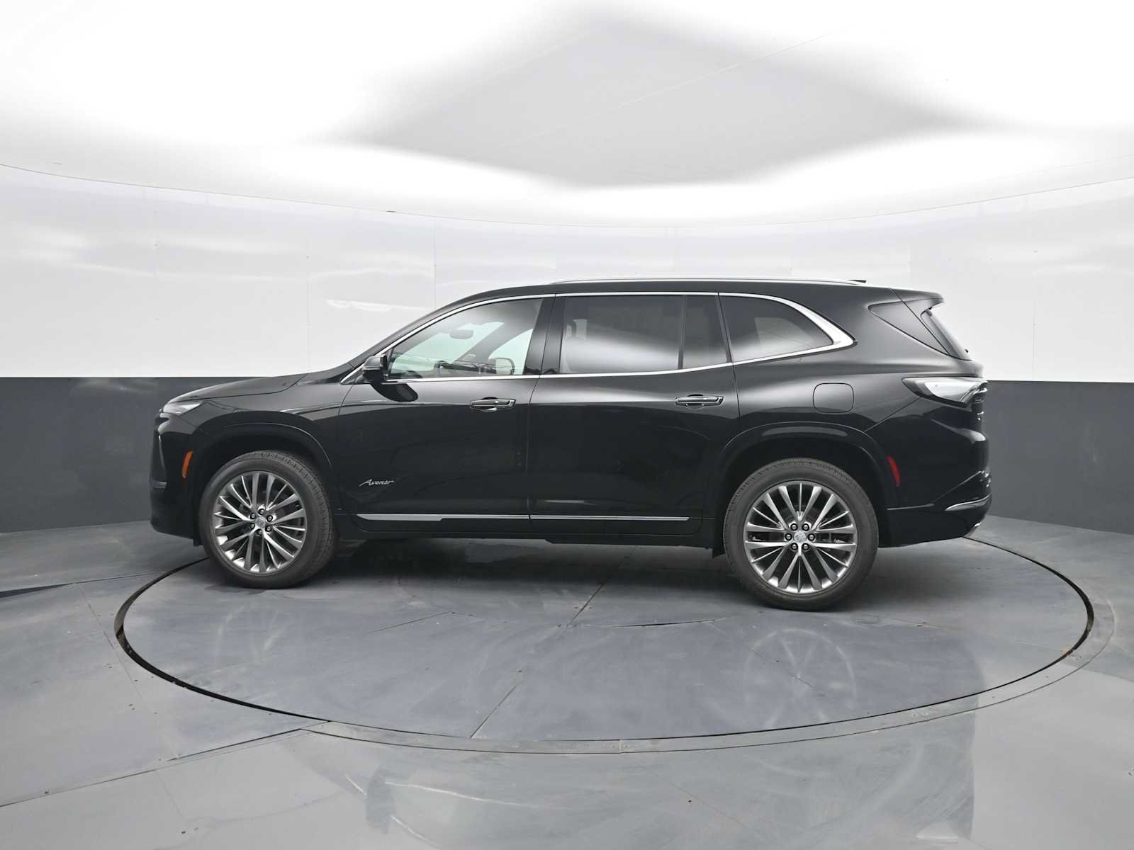 New 2026 Buick Enclave Avenir w/ Super Cruise Package AWD/4WD image 5