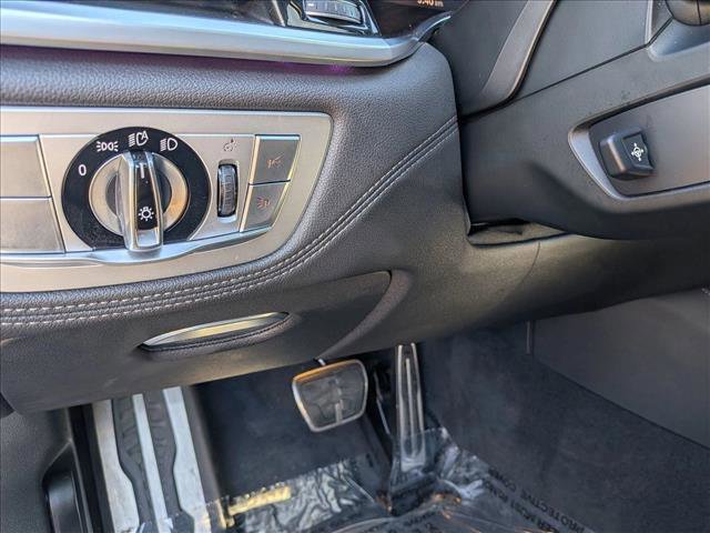 Used 2020 BMW 750i xDrive w/ M Sport Package image 17