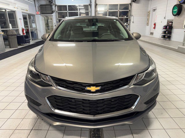 Used 2017 Chevrolet Cruze LT w/ Convenience Package image 8