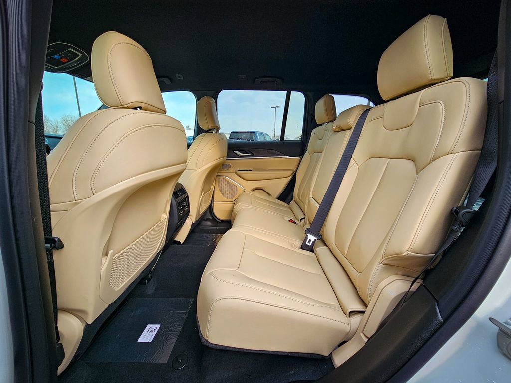 New 2026 Jeep Grand Cherokee Limited image 33