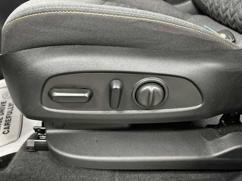 Certified 2024 Chevrolet Equinox LT AWD/4WD image 10
