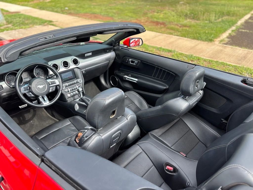 Used 2022 Ford Mustang Premium image 14