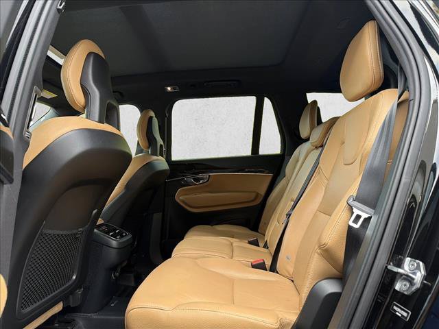 Used 2018 Volvo XC90 T6 Momentum w/ Convenience Package AWD/4WD image 26