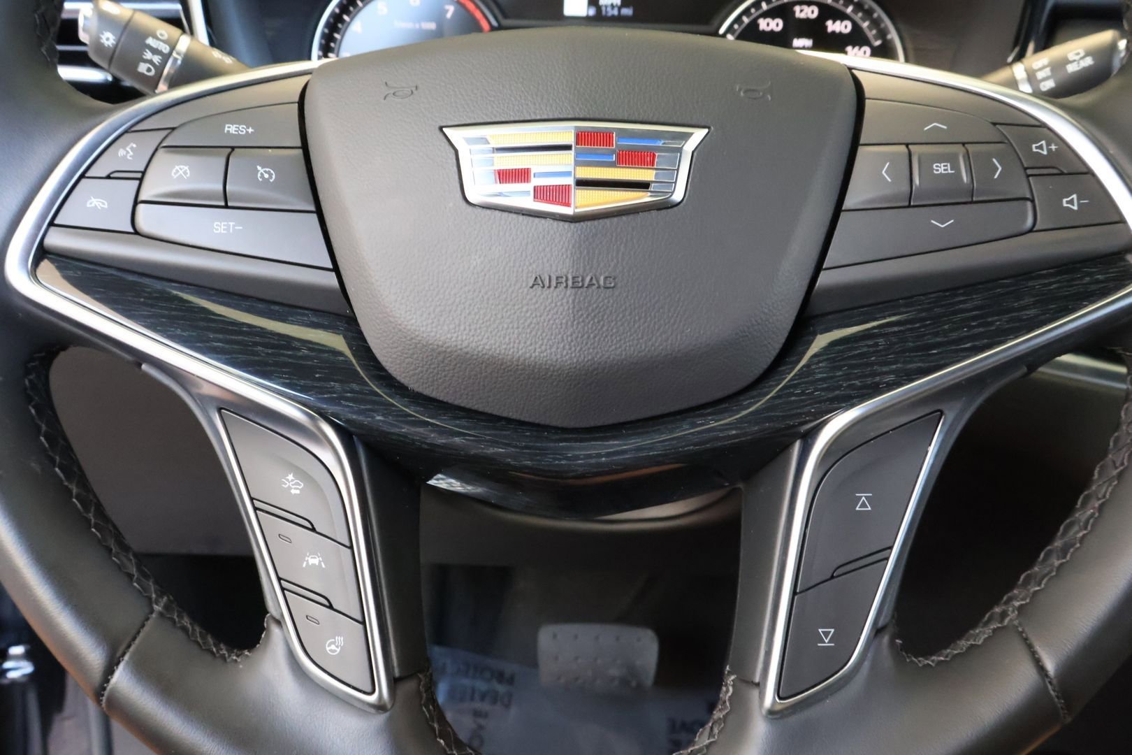 Certified 2025 Cadillac XT5 Premium Luxury image 21