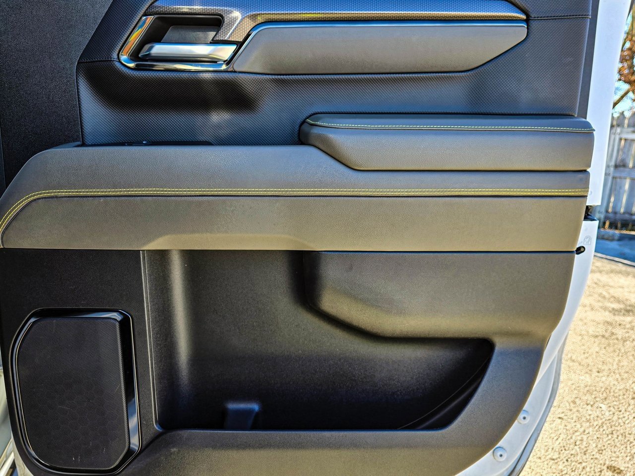 Used 2023 Chevrolet Silverado 1500 ZR2 w/ Technology Package image 36