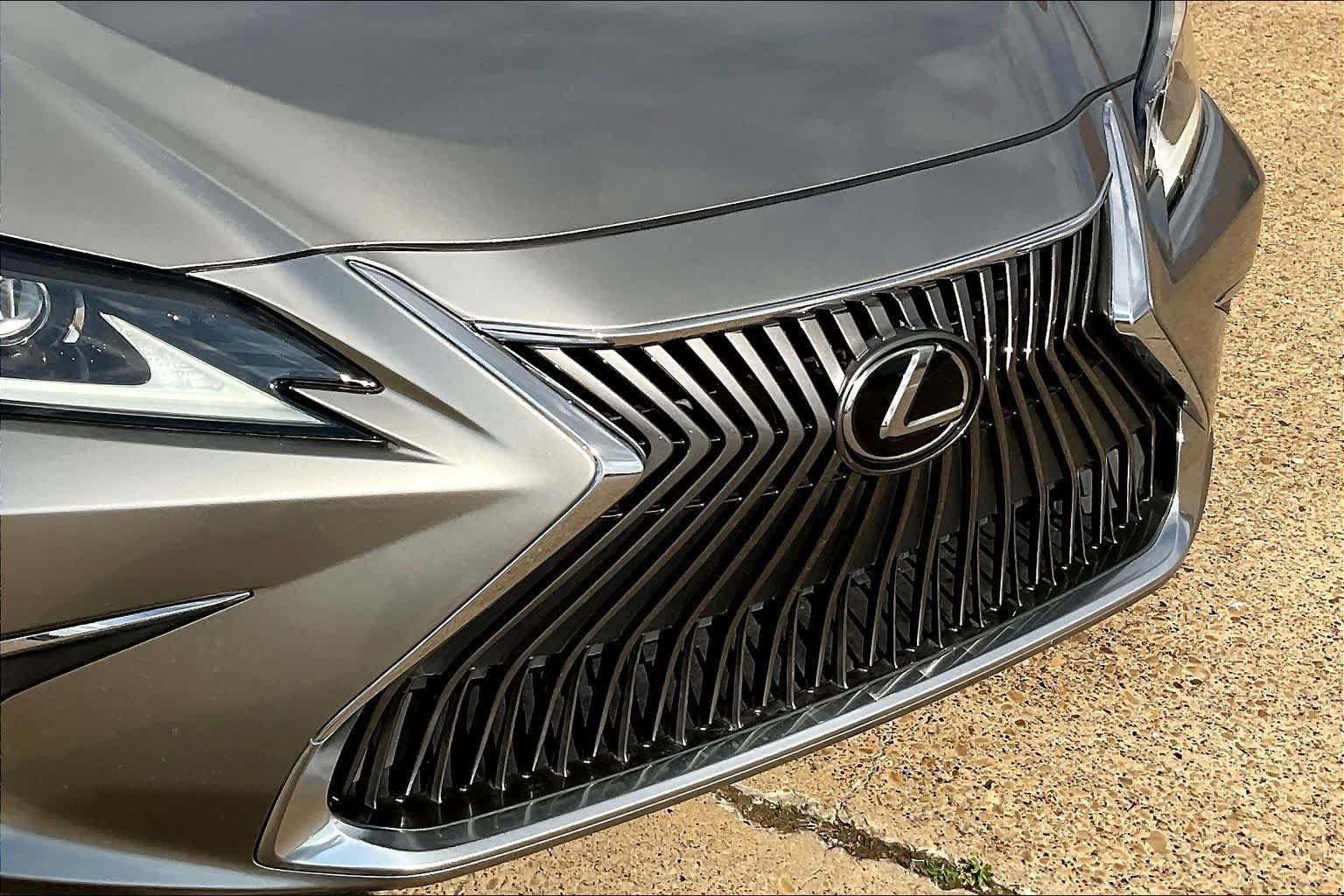 Used 2020 Lexus ES 350 w/ Accessory Package 2 image 33