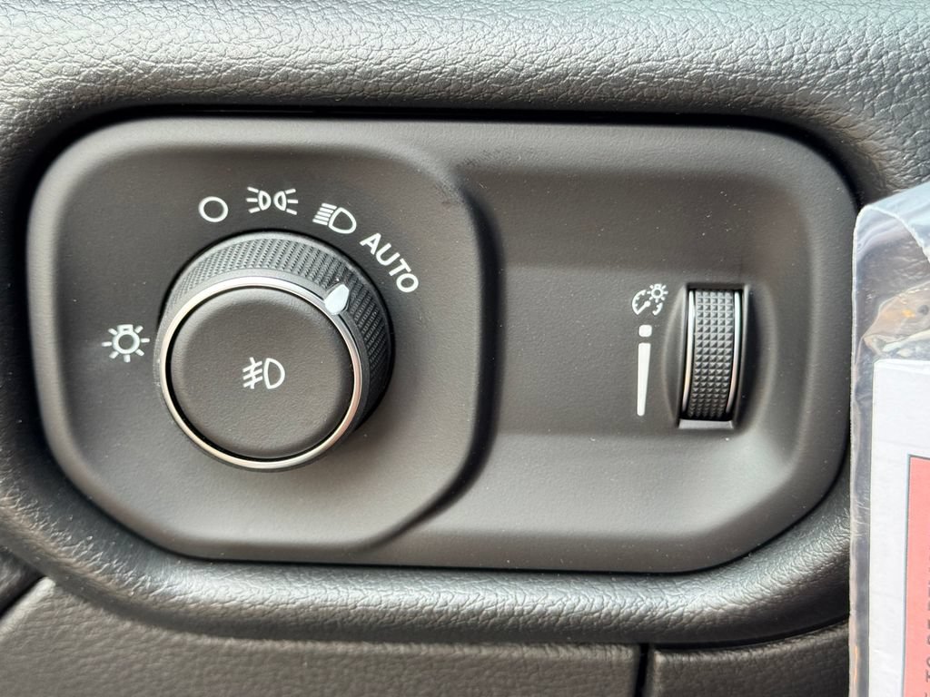 New 2026 RAM 5500 Tradesman AWD/4WD image 26