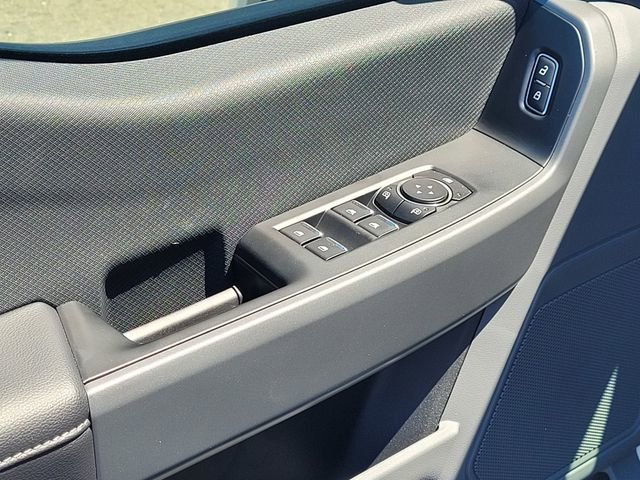 New 2025 Ford F150 Lightning Flash AWD/4WD image 8