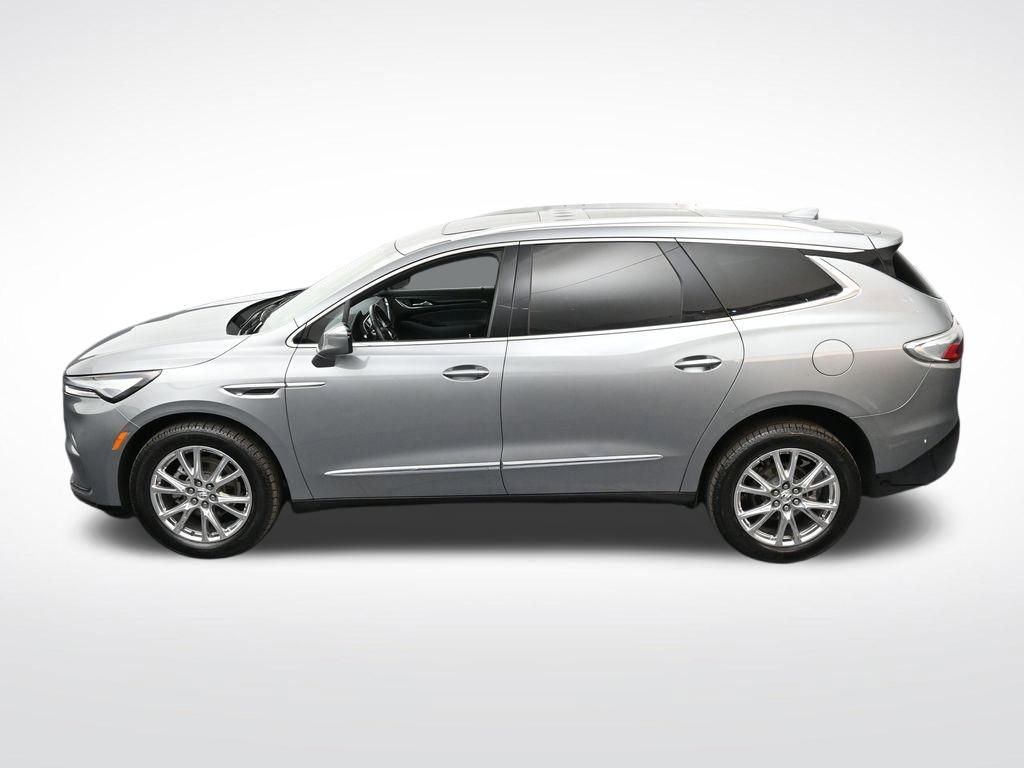 Used 2023 Buick Enclave Essence w/ Experience Buick Package AWD/4WD image 17