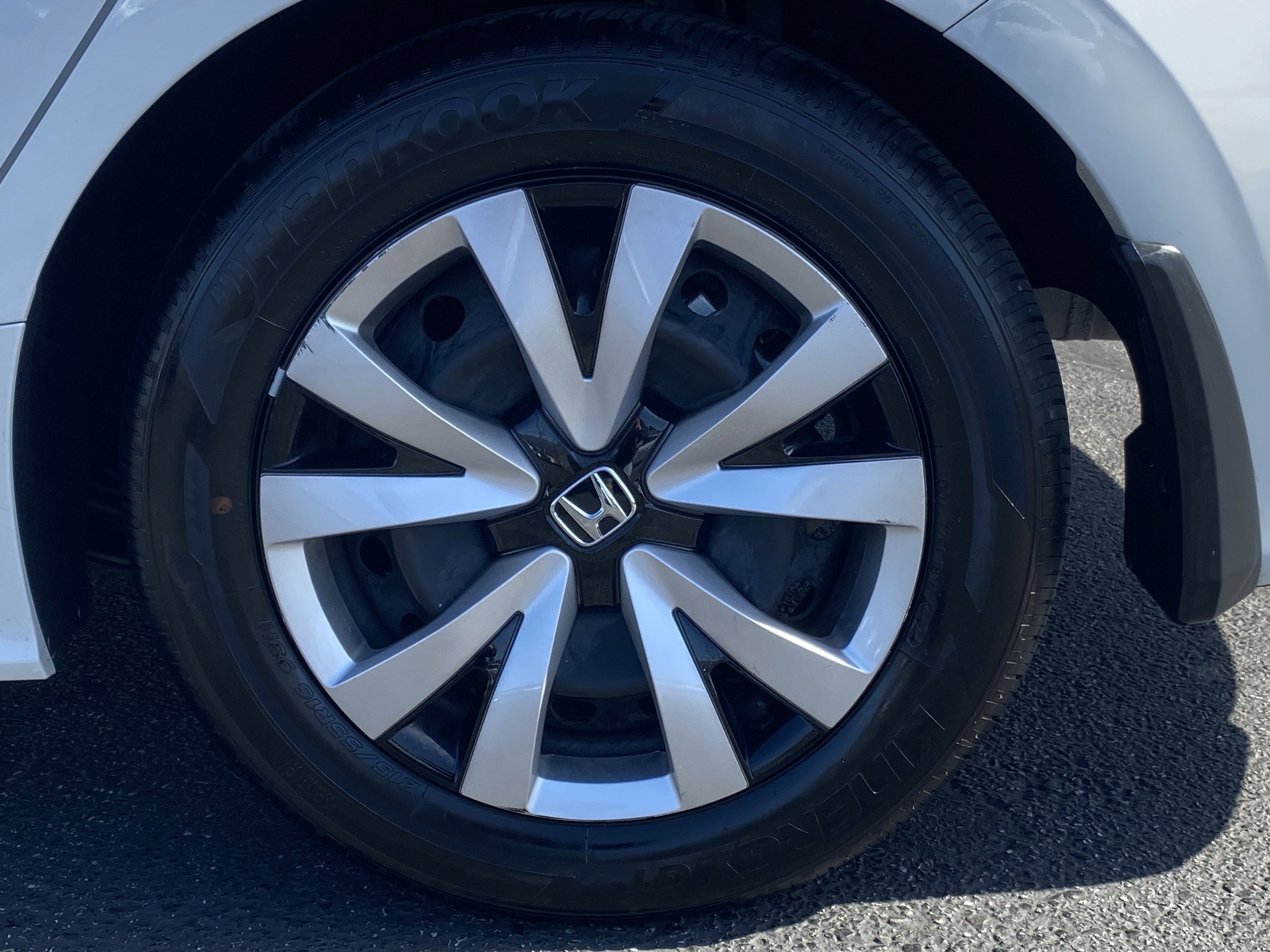 Used 2025 Honda Civic LX image 7