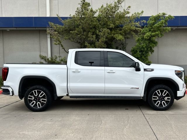 Used 2023 GMC Sierra 1500 AT4 w/ AT4 Premium Package AWD/4WD image 3