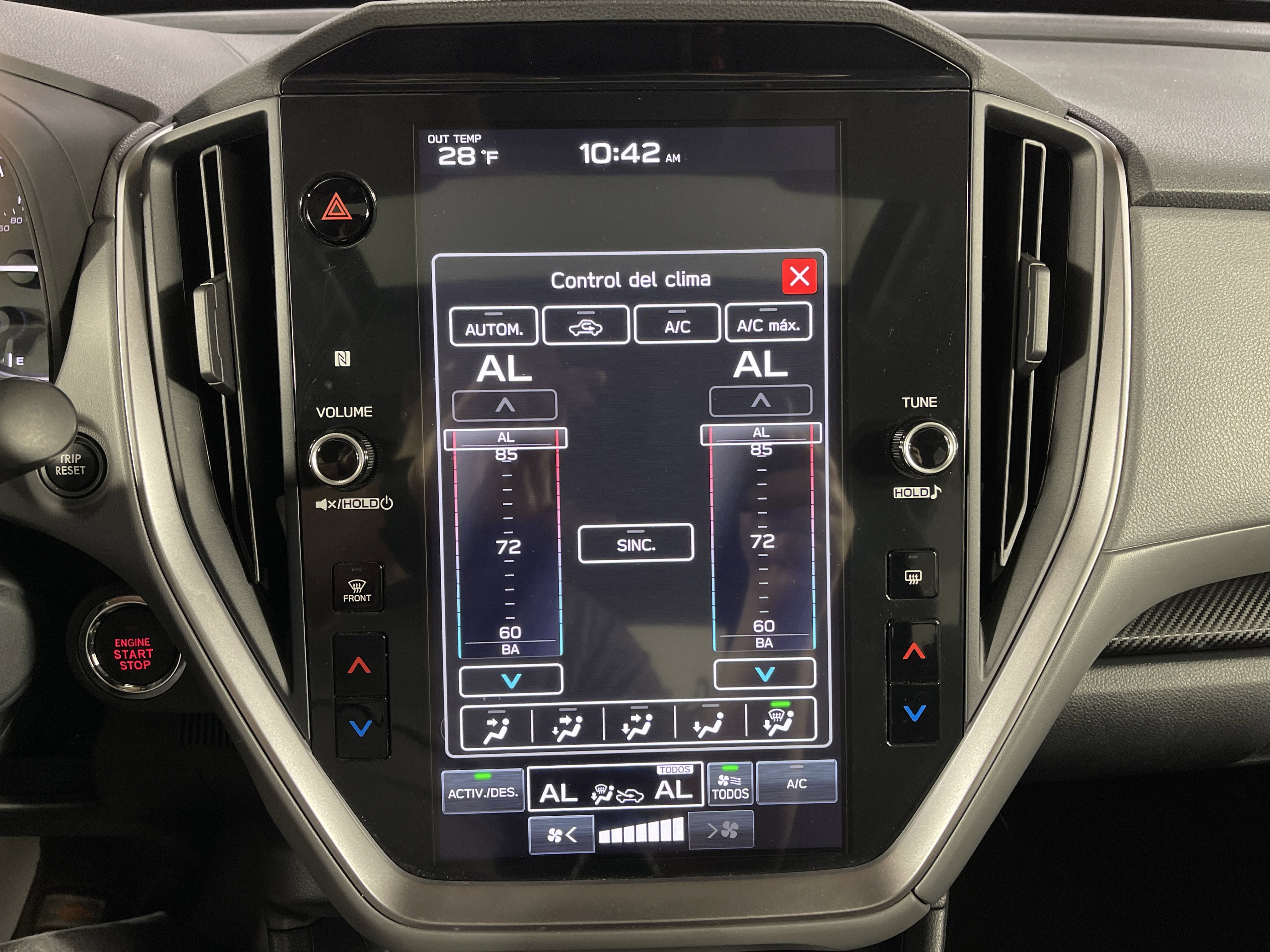 Used 2024 Subaru Crosstrek 2.0i Premium image 24