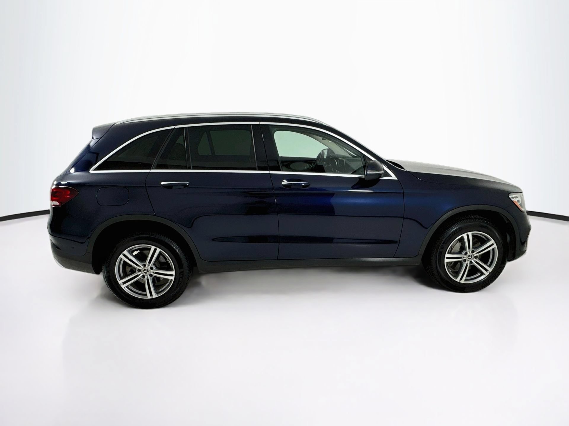 Used 2021 Mercedes-Benz GLC 300 image 9