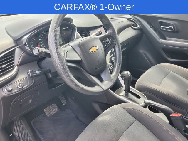 Used 2020 Chevrolet Trax LS FWD image 11