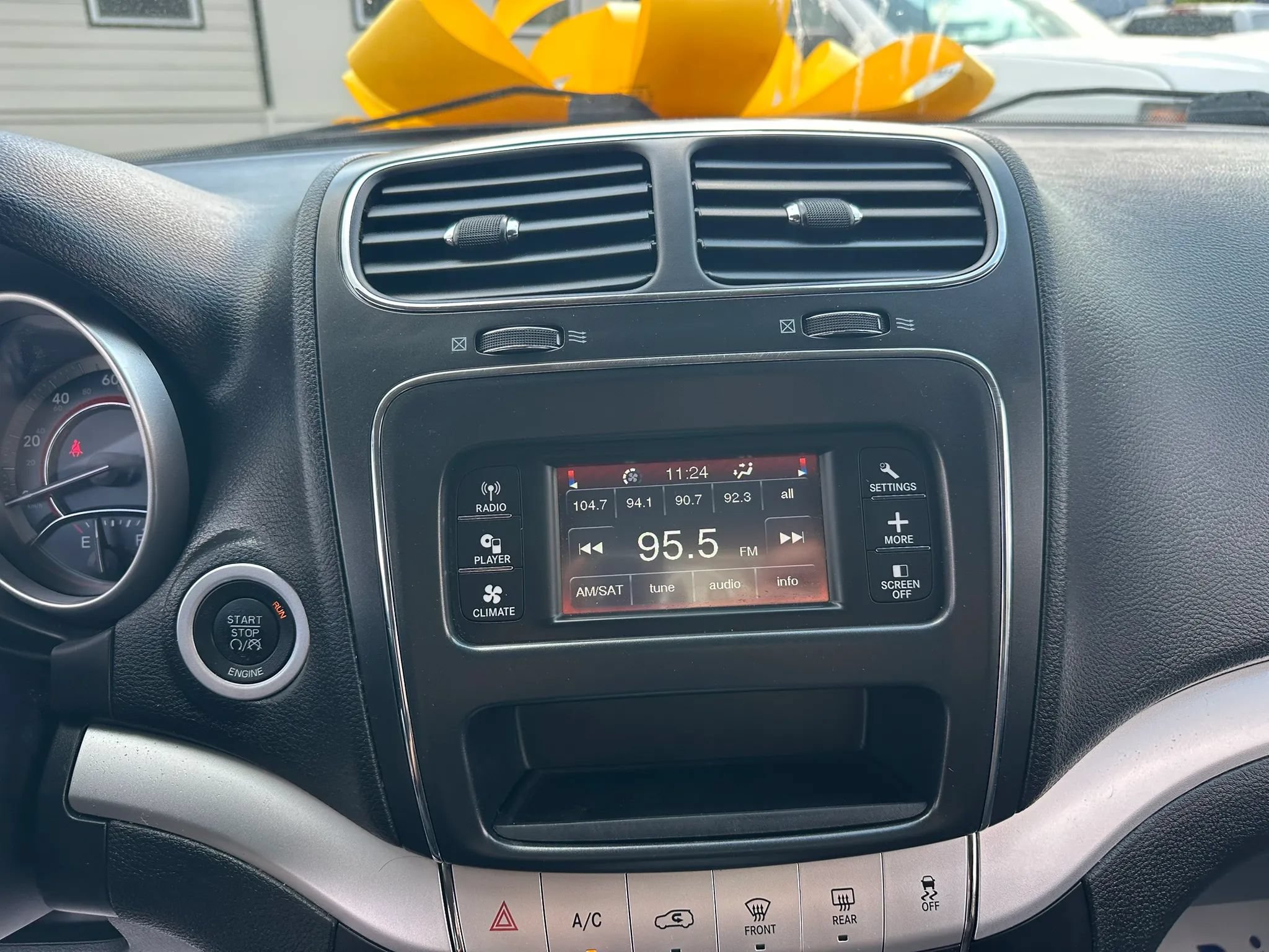 Used 2013 Dodge Journey SXT FWD image 24
