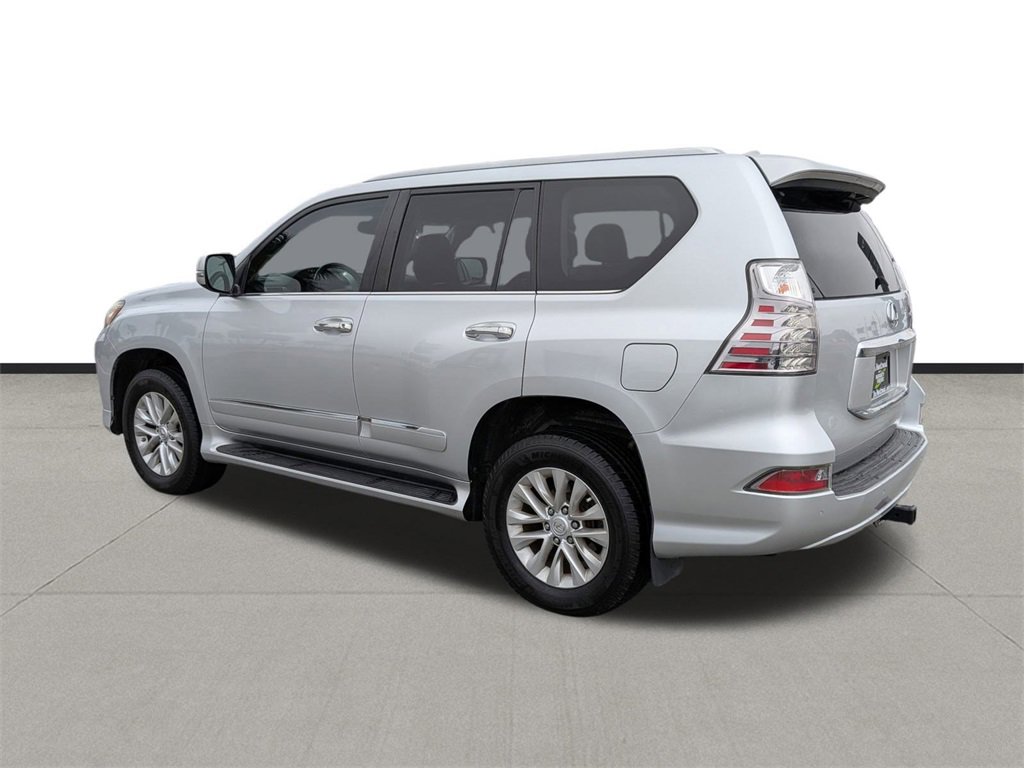 Used 2016 Lexus GX 460 image 5
