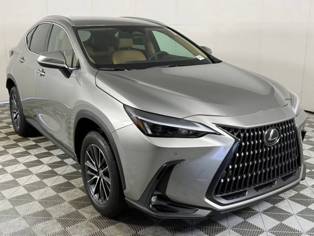 Used 2025 Lexus NX 250 FWD w/ Towing Package (2000 Lbs) image 11
