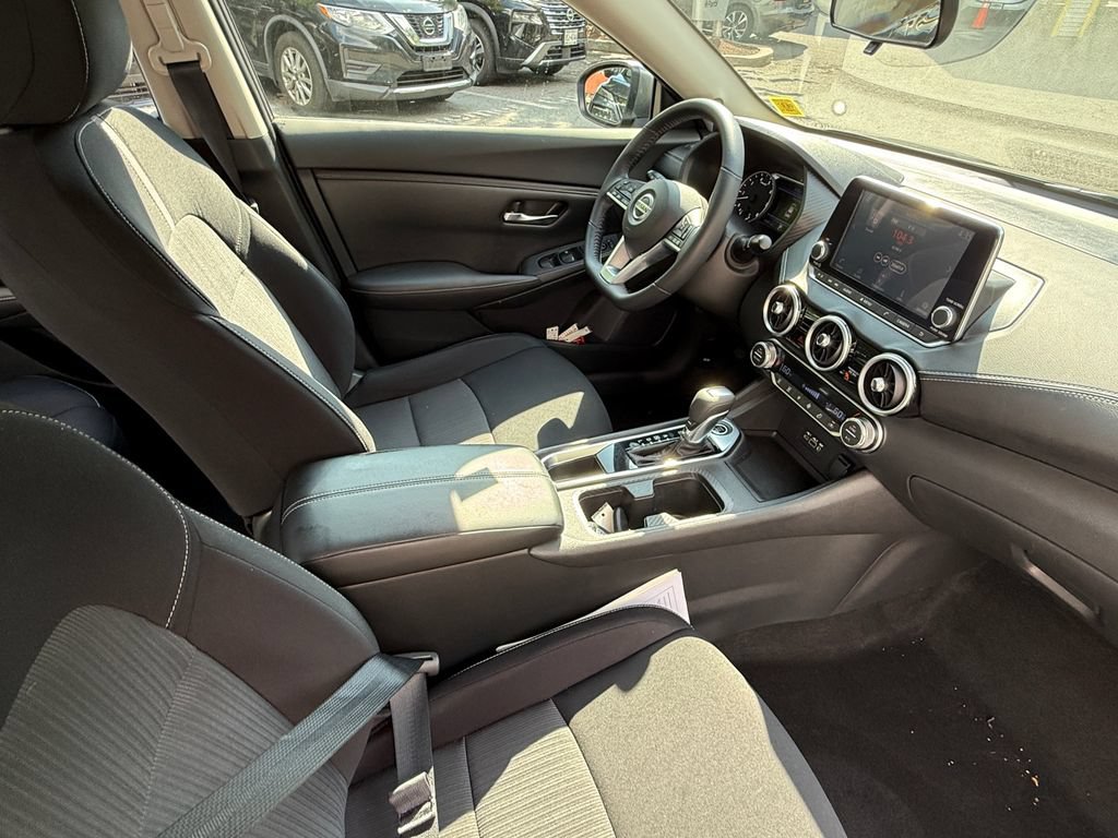 Used 2020 Nissan Sentra SV FWD image 26