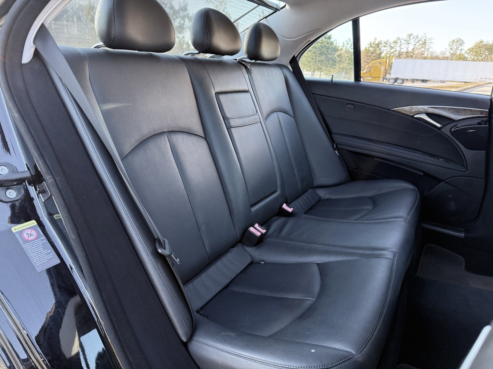 Used 2009 Mercedes-Benz E 350 Sedan image 40