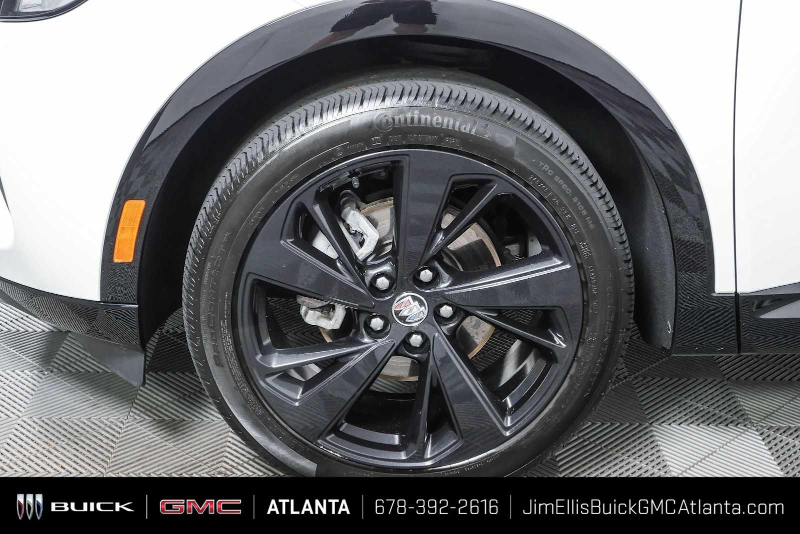 Certified 2023 Buick Envision Essence w/ Sport Touring Package AWD/4WD image 37