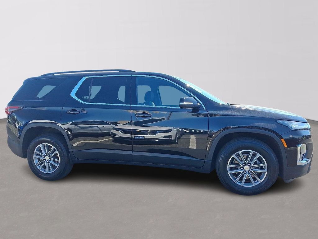 Certified 2023 Chevrolet Traverse LT FWD image 7