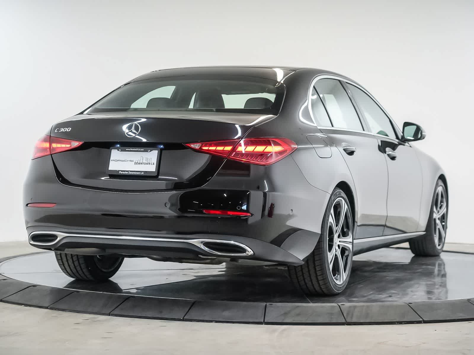 Used 2022 Mercedes-Benz C 300 Sedan image 9